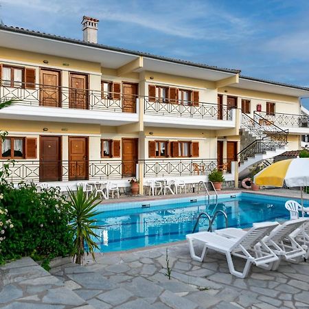 Hotel Sarikas Поліхроно Екстер'єр фото
