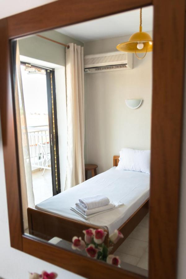 Hotel Sarikas Поліхроно Екстер'єр фото