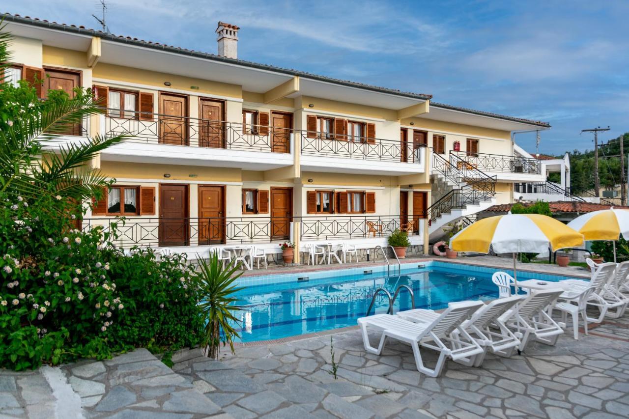 Hotel Sarikas Поліхроно Екстер'єр фото